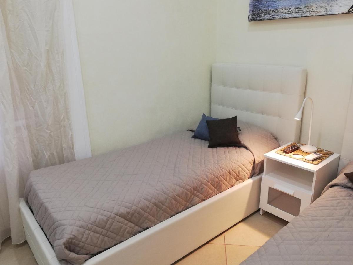 Bed and Breakfast La dolce Dimora Napoli Esterno foto